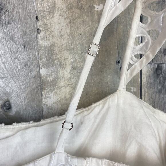 J. Crew Ruffle Jumpsuit in Embroidered Eyelet in White Size 12. - Picture 8 of 13